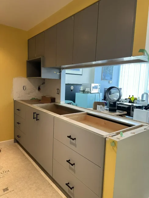 Laminate Green Matt Cabinet